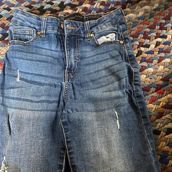 Kendall & Kylie Jeans size 3 - Picture 1 of 2